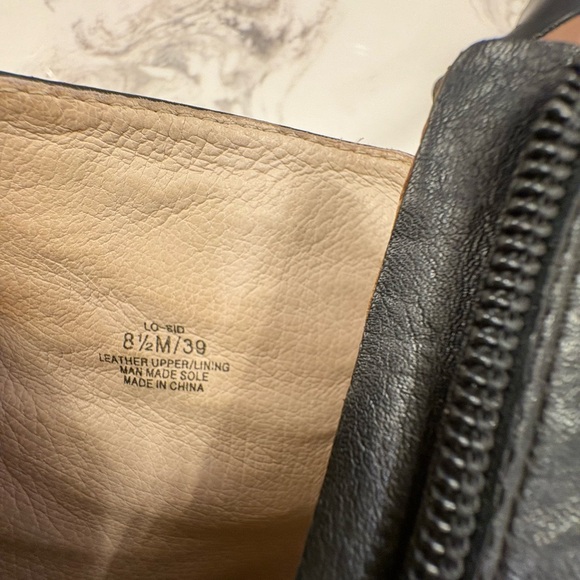 Louise et Cie Black Ankle Booties. Size 8.5 - Picture 8 of 13